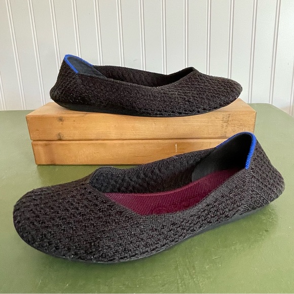 Rothy’s THE CLASSIC FLAT in Solid Black - Picture 4 of 11